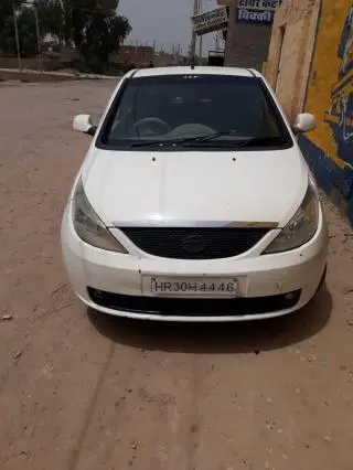 Tata Indica Vista Quadrajet LS 2009
