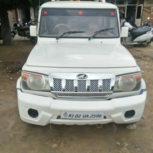 Mahindra Bolero SLX 2012