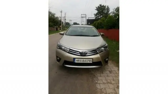Toyota Corolla Altis D-4D G 2014
