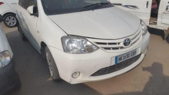 Toyota Etios Liva G 2013