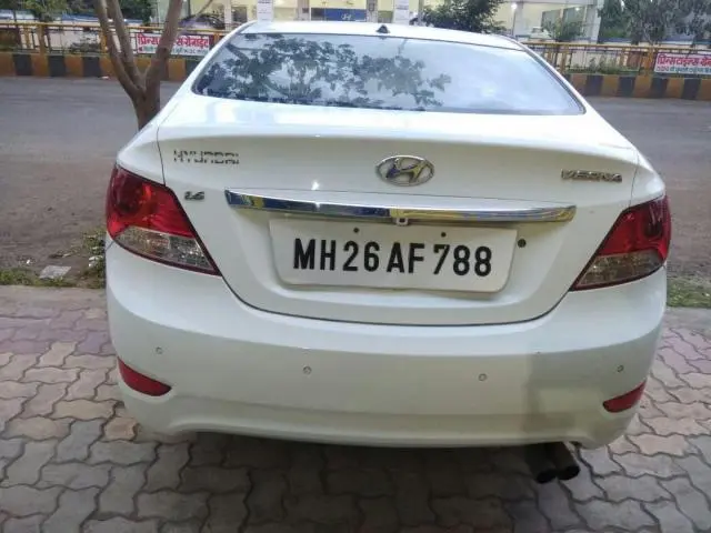 Hyundai Verna 1.6 CRDI SX 2012