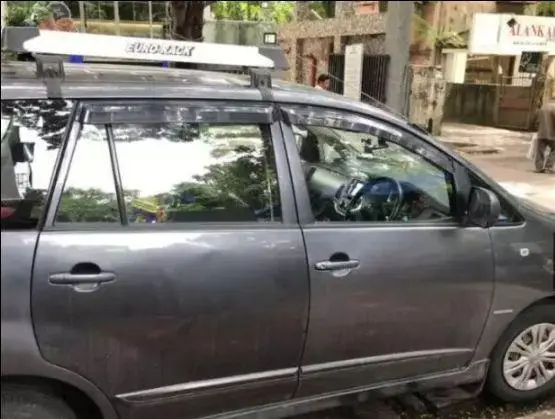 Toyota Innova 2.5 VX 7 STR BS IV 2012