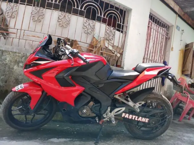 Bajaj Pulsar RS200 2017