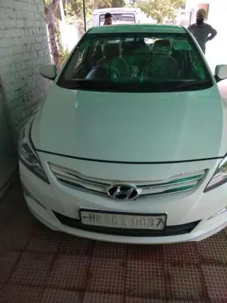 Hyundai Verna FLUIDIC 1.6 SX CRDI OPT AT 2015