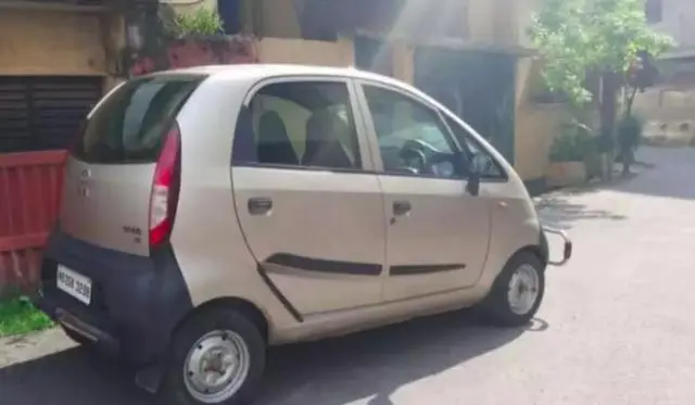 Tata Nano CX 2011