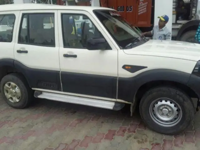 Mahindra Scorpio S10 1.99 2016