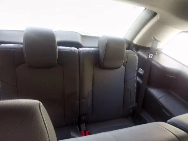Tata Hexa XT 4x2 7 STR 2017