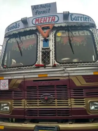 Tata LPT-1613 5883/Cab 2015