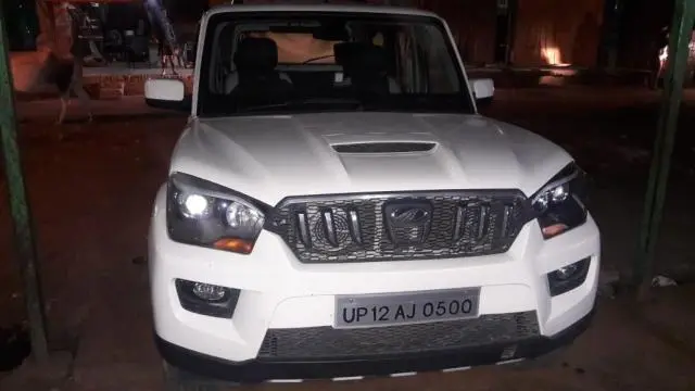 Mahindra Scorpio S10 7 Seater 2015