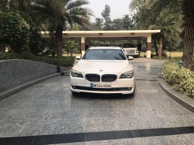 BMW 7 Series 730Ld Signature 2010
