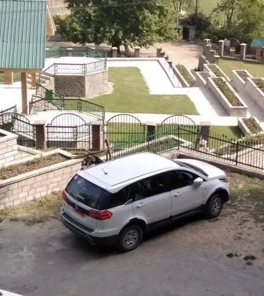 Tata Hexa XM 4x2 7 STR 2018