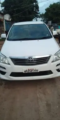 Toyota Innova 2.5 G 2013