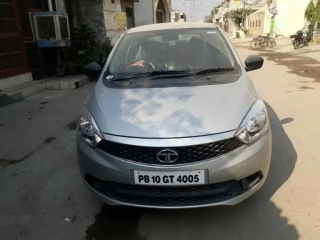 Tata Tigor Revotron XE 2017