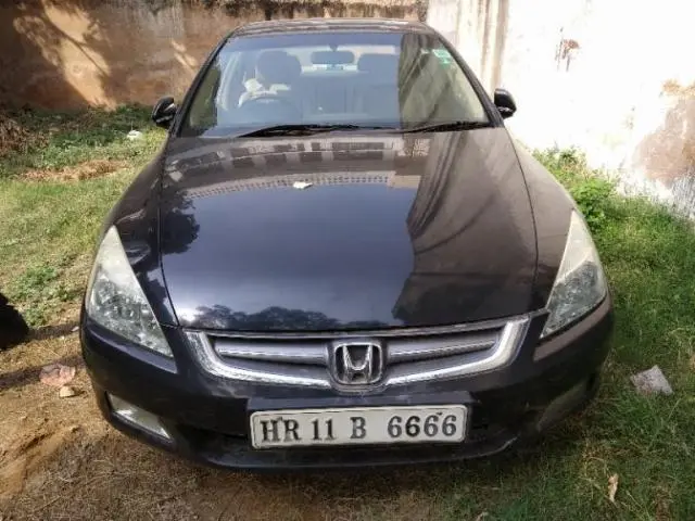 Honda Accord 3.0 V6 AT 2005