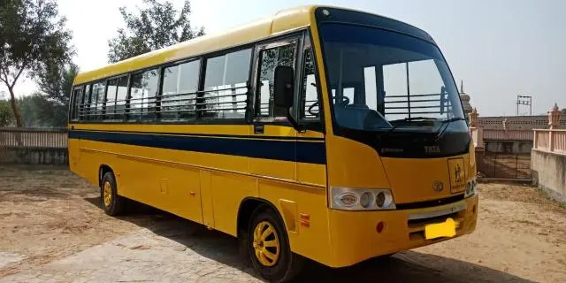 Tata LP 909 42 SEATER 4920 2010