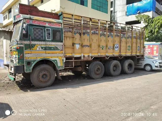 Tata LPT-3118 C 52/CAB 2013
