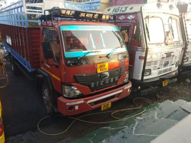 EICHER PRO 1110XP 3350/12.6FT/CAB 2015