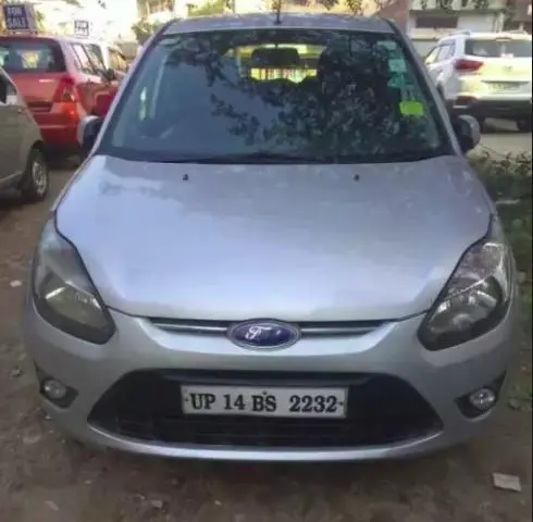 Ford Figo DURATORQ TITANIUM 1.4 2012