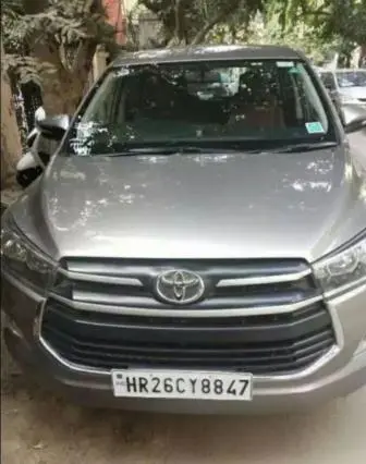 Toyota Innova 2.5 GX 7 STR BS IV 2016