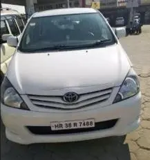 Toyota Innova 2.5 G4 8 STR 2012