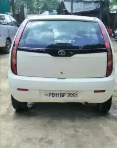 Tata Indica Vista Aqua 1.3 Quadrajet 2012