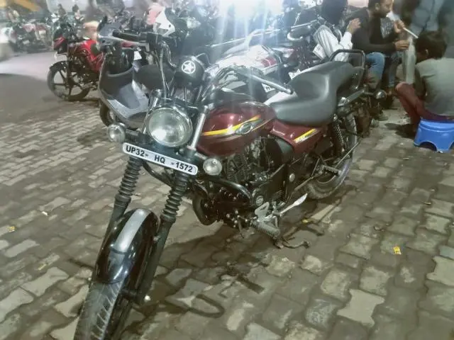 Bajaj Avenger Street 150 2017