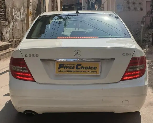 Mercedes-Benz C-Class 220 CDI AT 2013
