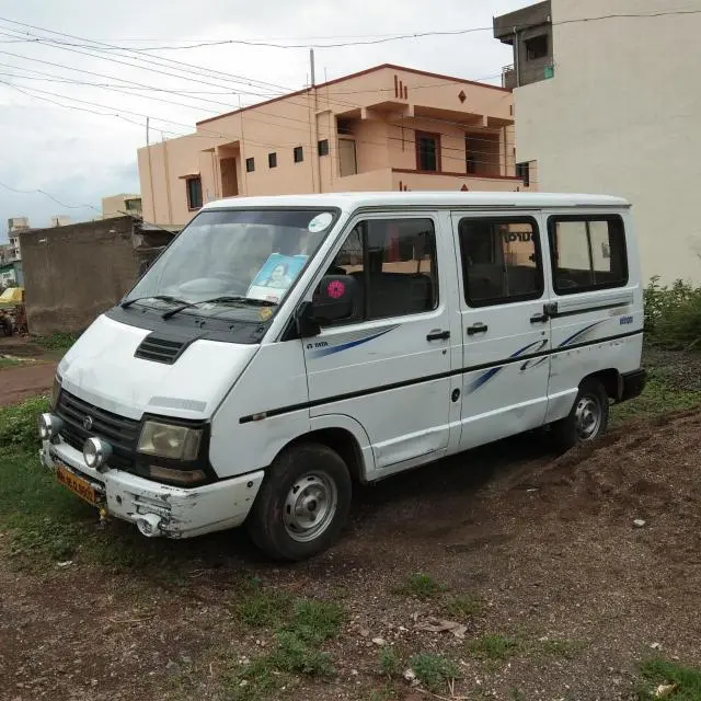 Tata Winger Platinum BS-III 2011