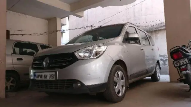 Renault Lodgy 85 PS RXL 7 STR 2015