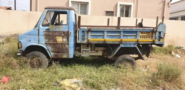Tata LPT 407 EX 2750/WB 1998