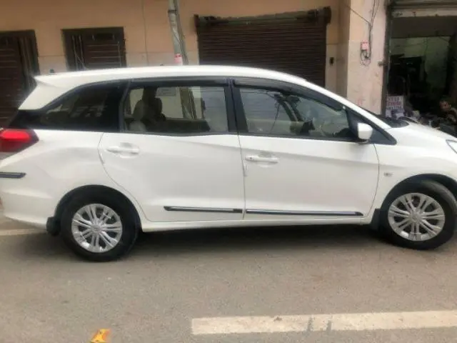 Honda Mobilio S i-DTEC 2015