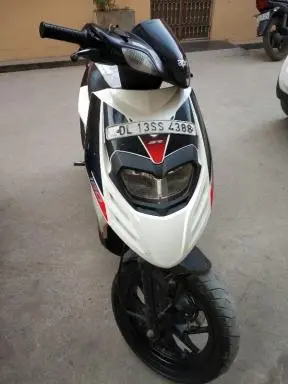 Aprilia SR 150 2016