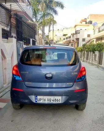 Hyundai i20 Magna (O) 1.4 CRDi 2013