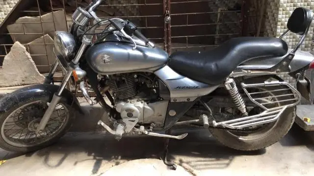Bajaj Avenger 180cc 2006