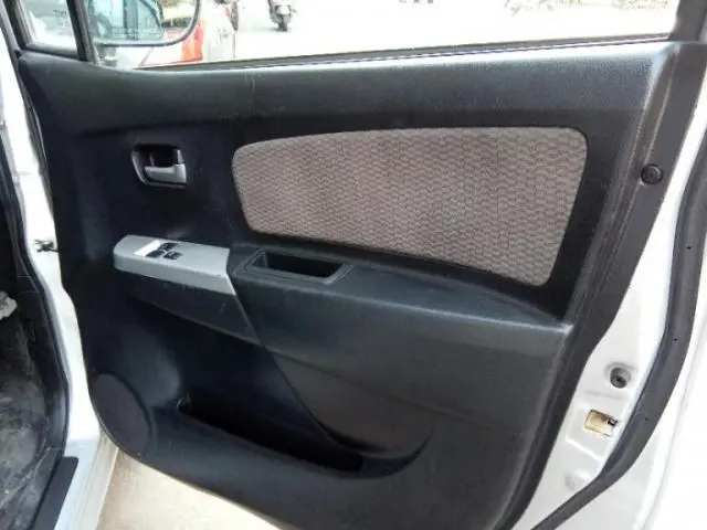 Maruti Suzuki WAGON R 1.0 LXI CNG 2013