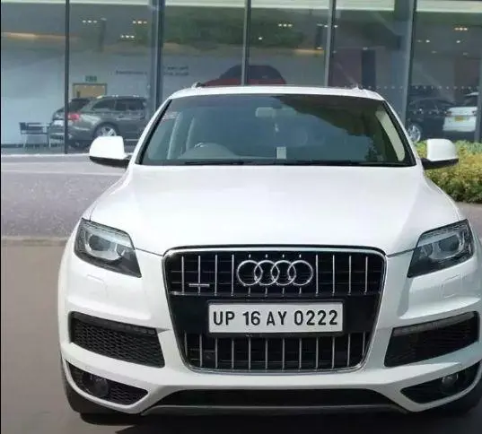 Audi Q7 35 TDI Premium Plus With Sunroof 2015