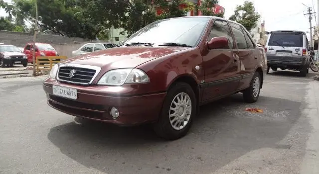 Maruti Suzuki Esteem LXi 2006