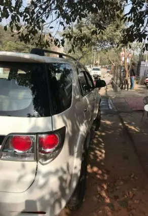 Toyota Fortuner 3.0 4X4 MT 2015