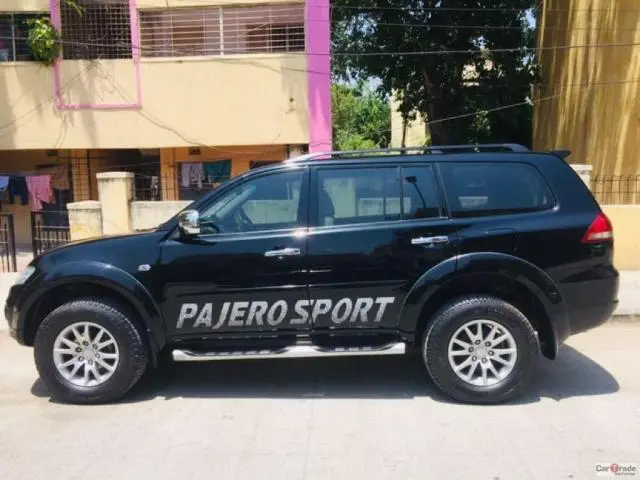 Mitsubishi Pajero Sport 2.5 AT 2016