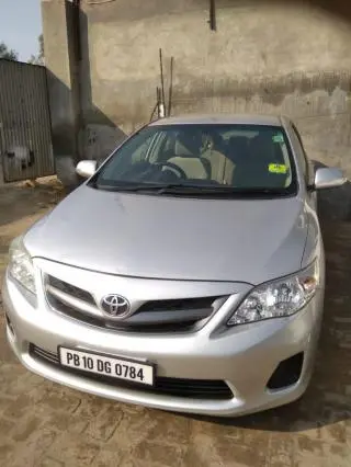 Toyota Corolla Altis D-4D G 2011