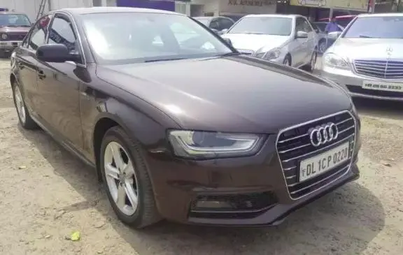 Audi A4 2.0 TDI 177 Bhp Premium Plus 2012