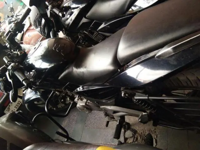 Bajaj  Pulsar 180cc 2011