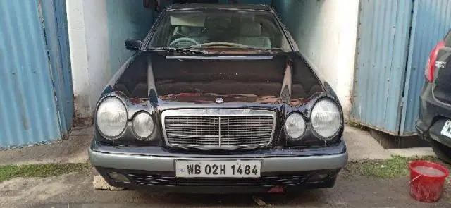 Mercedes-Benz E-Class E 230 Classic AT 1999
