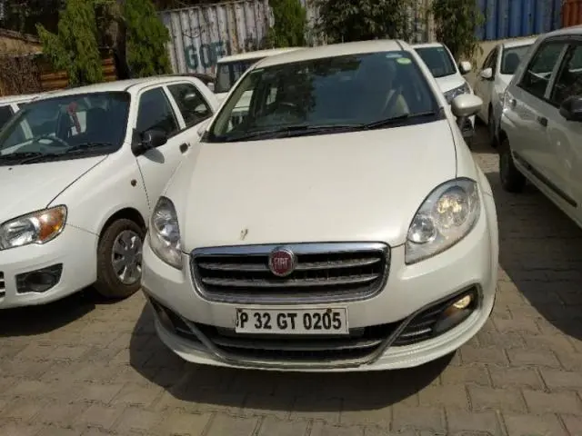Fiat Linea Emotion 1.3 2015