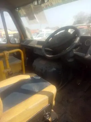 Force Traveller 3700 17 SEATER 2016