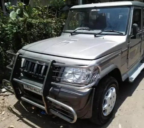 Mahindra Bolero SLE 2010