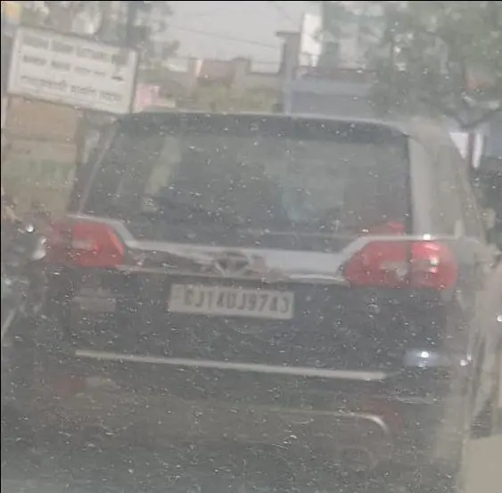 Tata Hexa XT 4x2 7 STR 2017