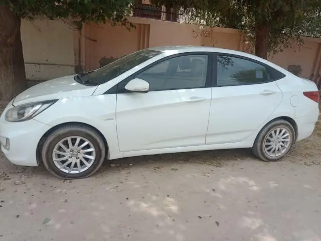 Hyundai Verna 1.4 CRDi 2013