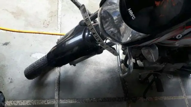 Hero HF Deluxe 100cc 2017