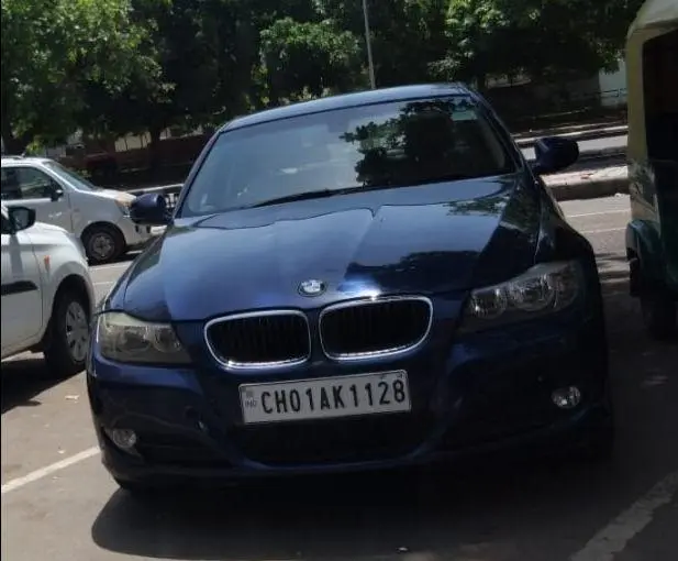 BMW 3 Series 320d 2011